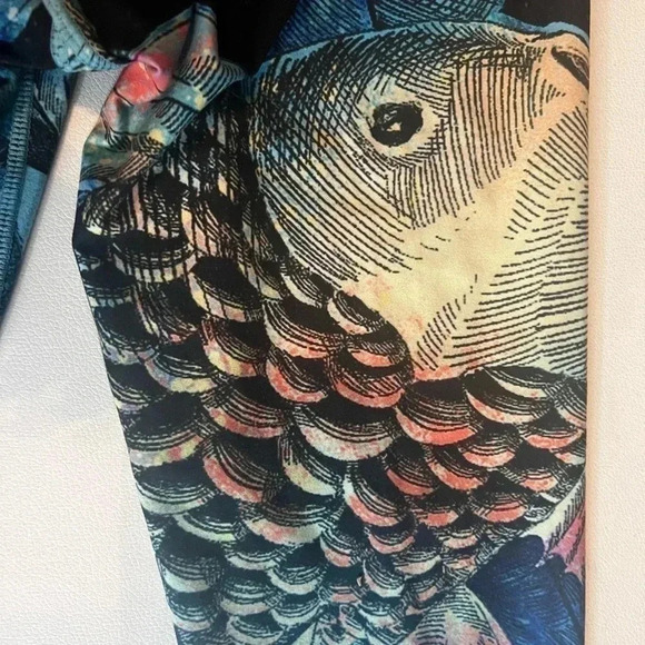 CHISPORTATE sustainable, living, yoga, leggings, size medium - Picture 5 of 9